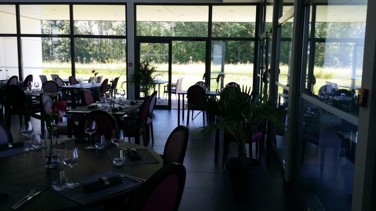 Hotel - Restaurant La Claire Foret Morhange المظهر الخارجي الصورة
