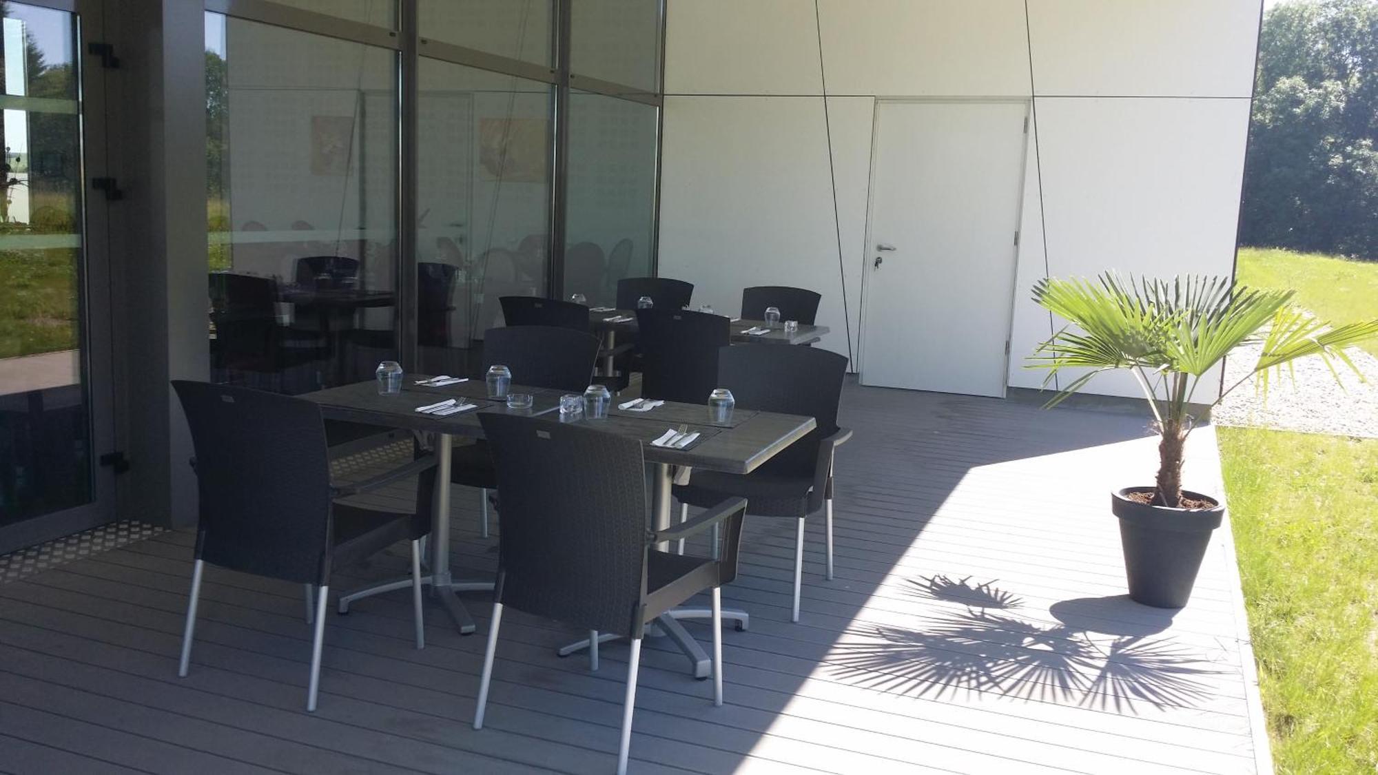 Hotel - Restaurant La Claire Foret Morhange المظهر الخارجي الصورة